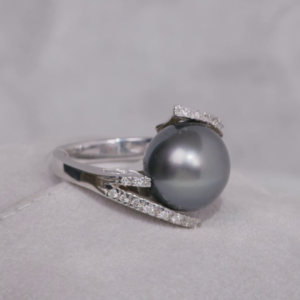 B-413 | Anello con Perle