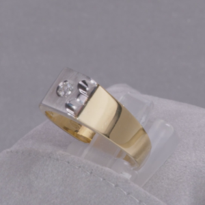 L-89 | Anello